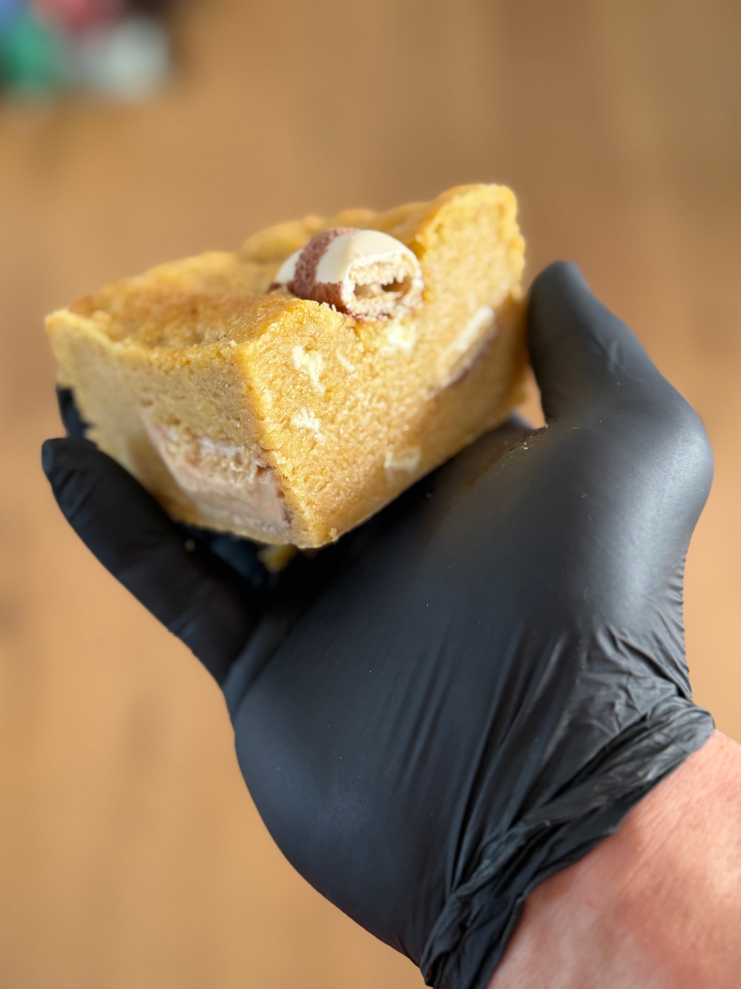 Bueno Qookie Bar